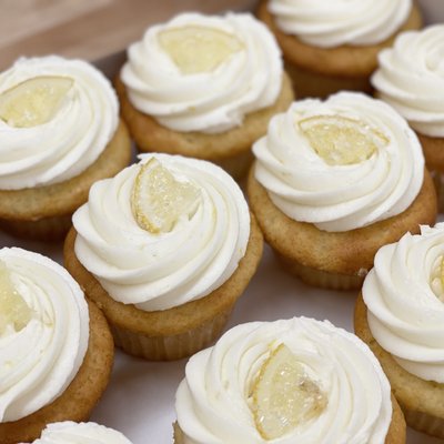 One Dozen Cupcakes 