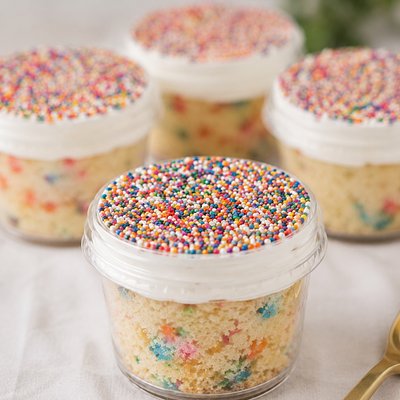 ⭐️Dot Cakes 