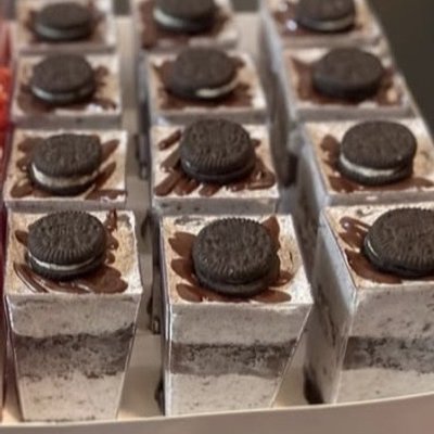Oreo Cake Shooters with Ganache Drizzle 1 Dozen