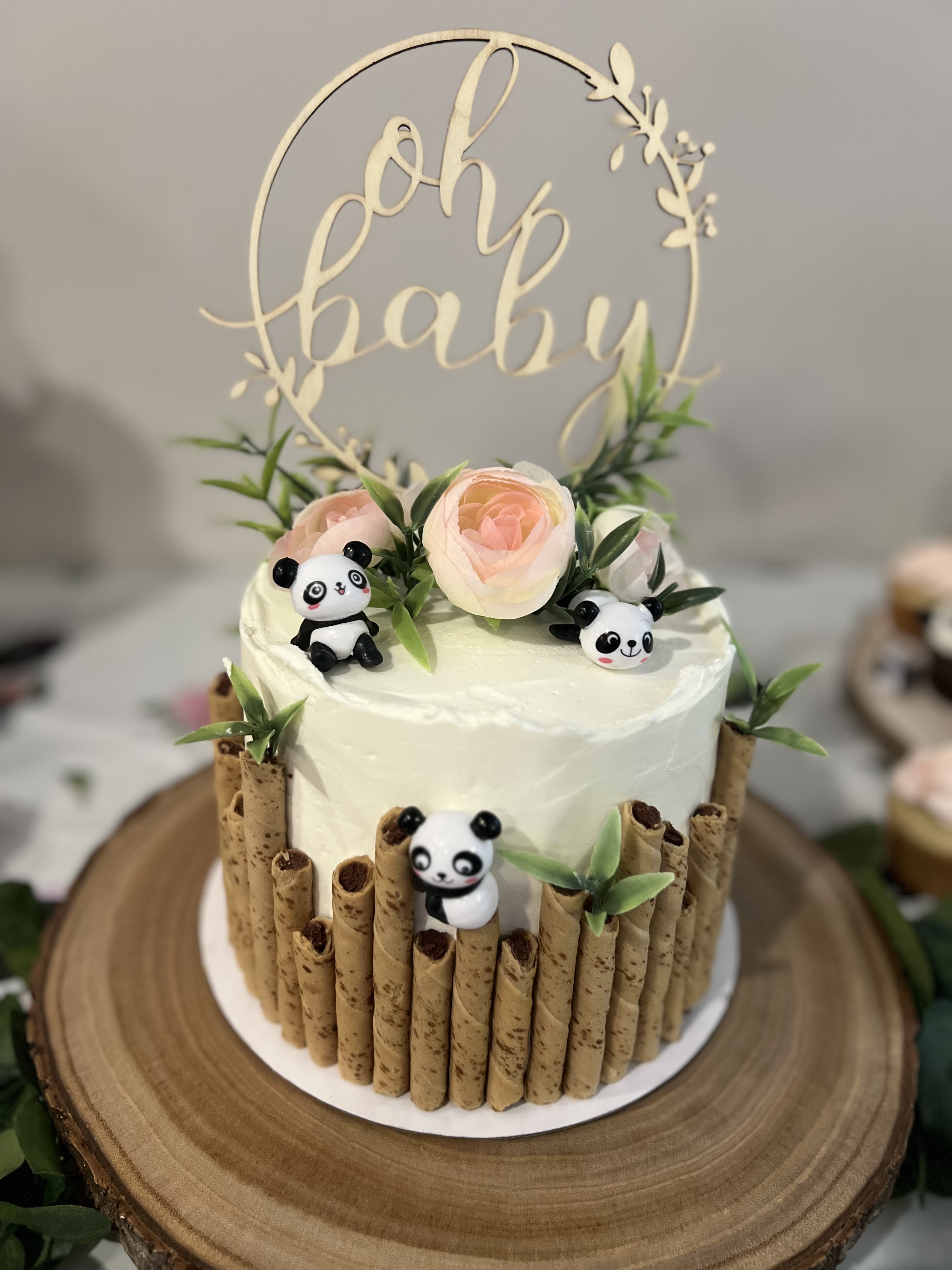 Custom Cakes 