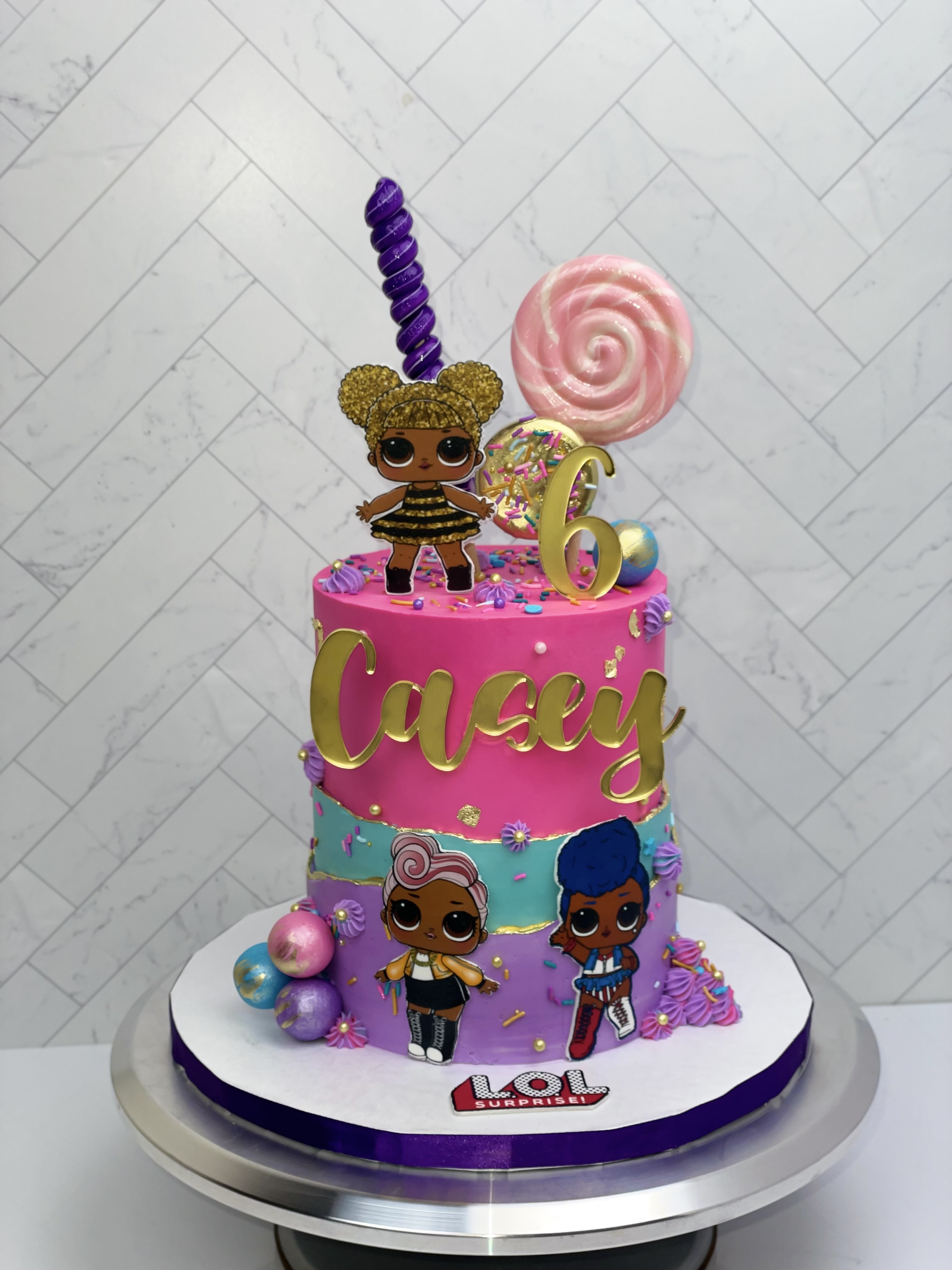 5in Custom Cake Feeds 5/10