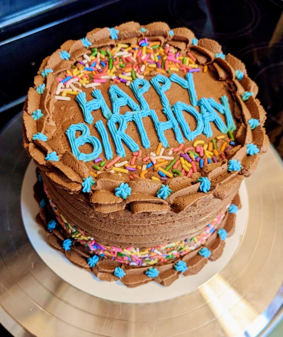 6" Cakes (Typically Serves 10-13)