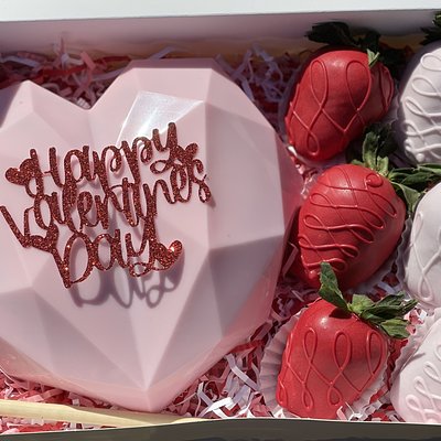 Breakable Heart With Berries 