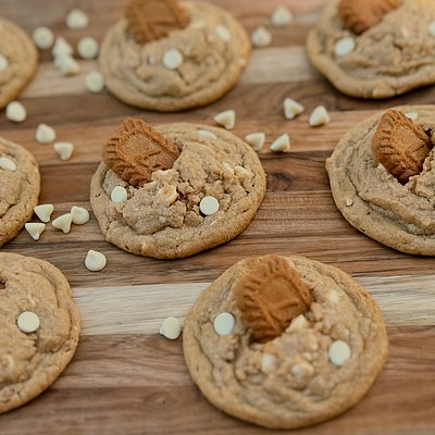 Biscoff + White Chip