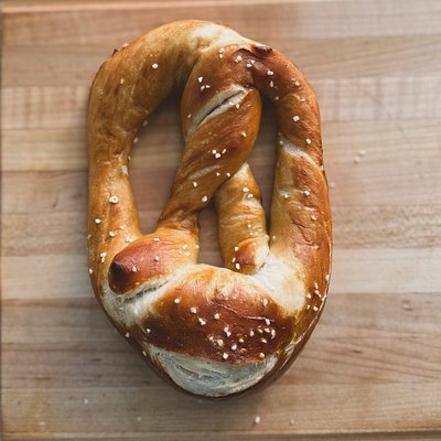 Large Sourdough Pretzel