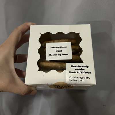 Box Chocolate Chip Cookie