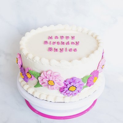 Medium Cake - 8 In, 3 Layer