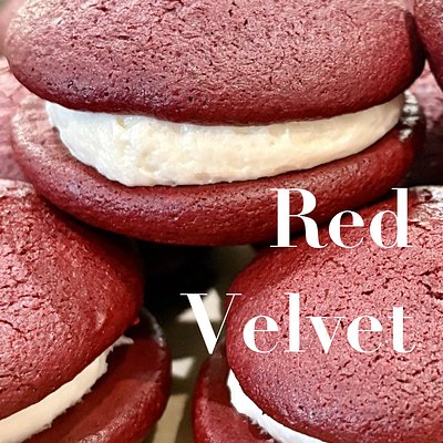 3” Red Velvet Whoopie Pie