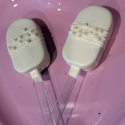 Cakesicles