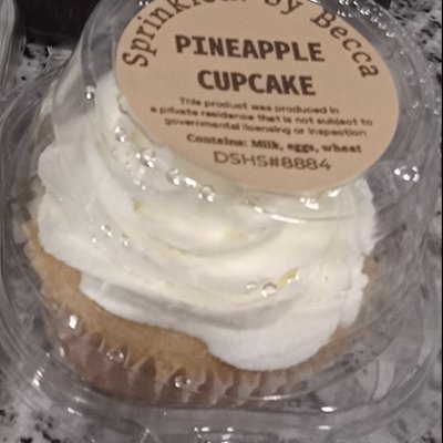Pineapple Cupcake