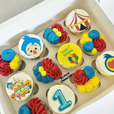 Dozen Cupcakes