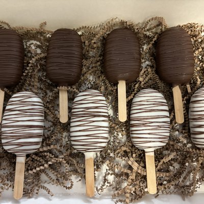 Cakepops/cakesicles 