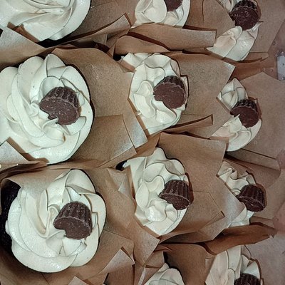 Custom Flavor Cupcakes