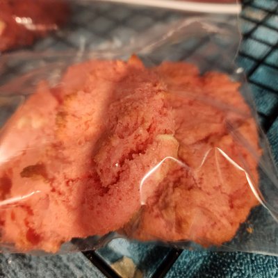 Strawberry With Cream Cheese Chips