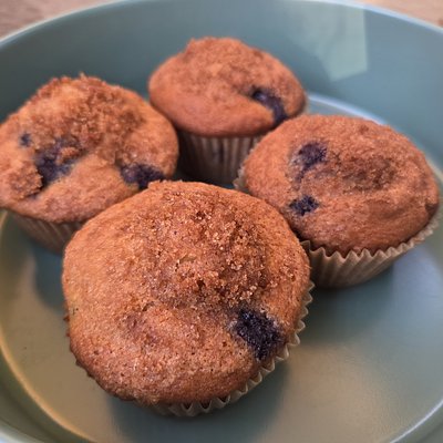 6 Blueberry Muffins 