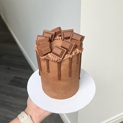 Tall 4” Cake