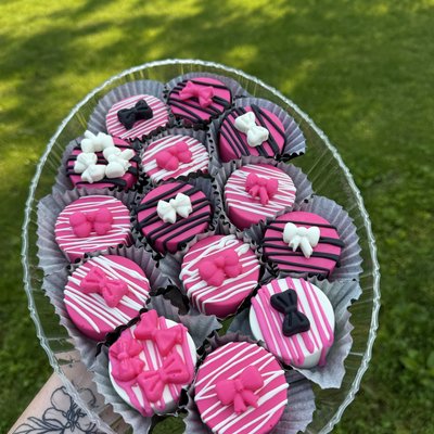 Chocolate Covered Oreos (themed)