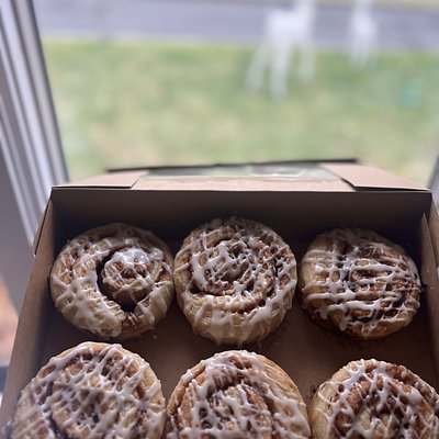Sourdough Cinnamon Rolls (6 Per Order)