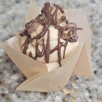 Peanut Butter Cup Cupcakes -  12 Count