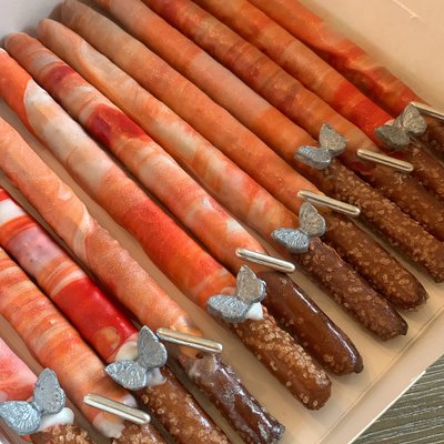Sweet Dipped Pretzels (Add-On)