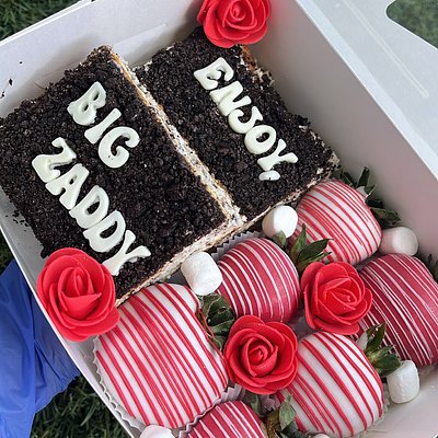 🍰✨ Churro Cheesecake Bar + Chocolate-Covered Strawberries