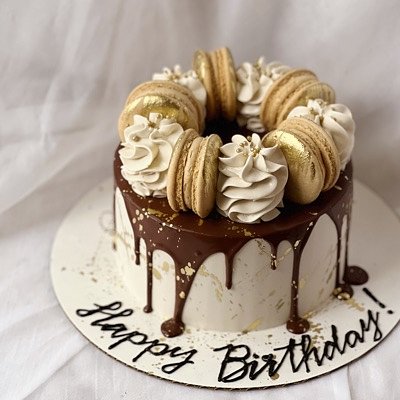 6-inch Mini Classic Celebration Cake + Drip + Macarons (Specify Drip Color In Notes)