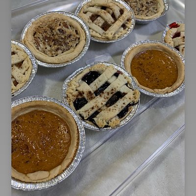 Seasonal Mini Pies 🥧