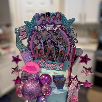 Custom Cake Topper ( Optional Add-0n)