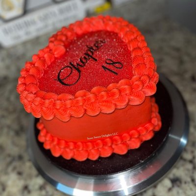8 Inch Heart Or Round Cake