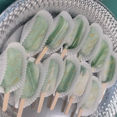 12ct. Cake Pops