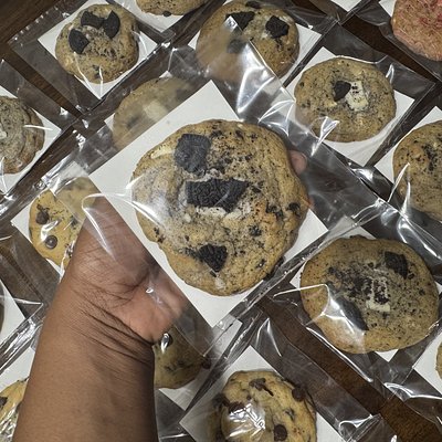 Cookies & Crème Cookies