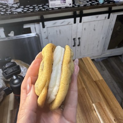 Choc Chip Sammie’s 