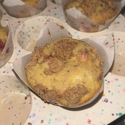 Strawberry Cheesecake Muffins