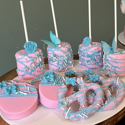 Dozen Marshmallow Pops 