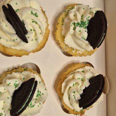 Mini Cupcakes (6 pack)