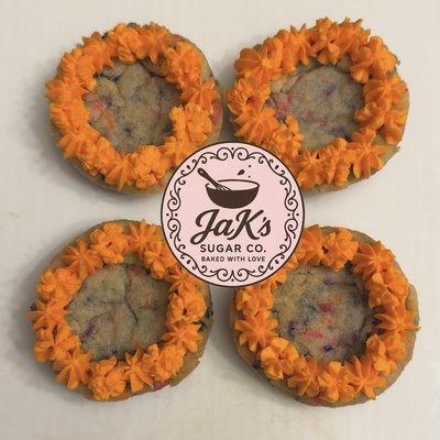 Set Of 4- 4 Inch Cookie Cakes