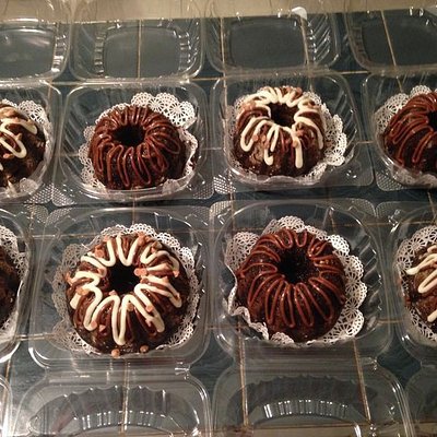 Mini Chocolate Bundt Cakes