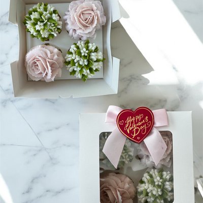 4  Valentine’s Cupcake Regular Box 