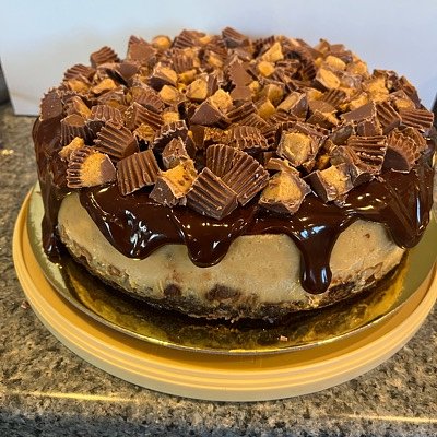 Peanut Buttercup Cheesecake 