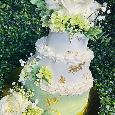 Wedding & Anniversary Cakes 