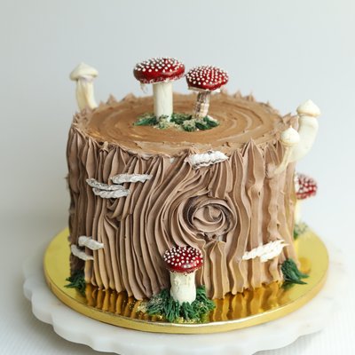8” Round Cake