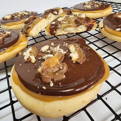 Twix Cookie