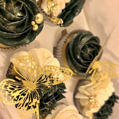 Luxe Cupcakes *Add-On* (By Dozen)