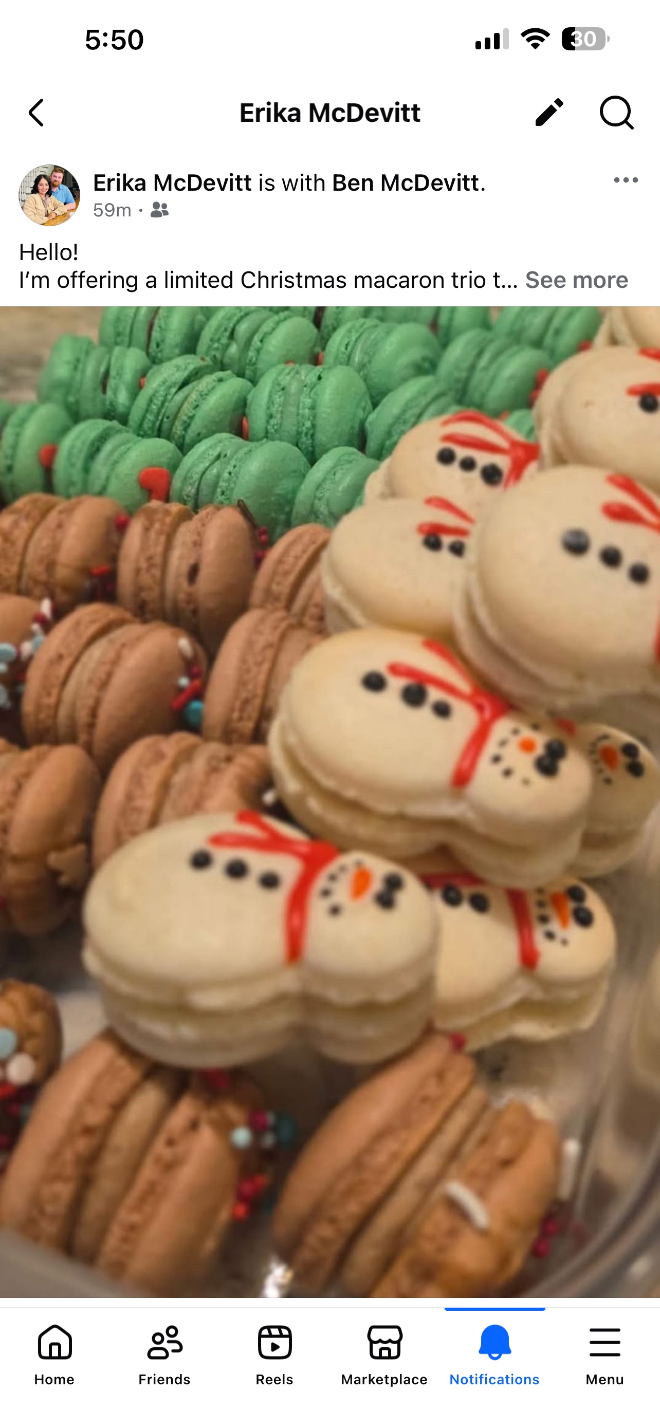 Christmas macarons
