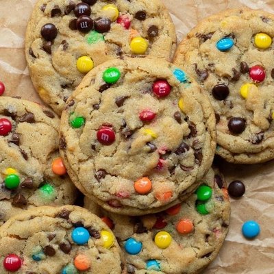 M&M