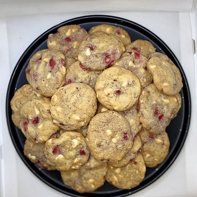 Strawberry Cheesecake Cookies