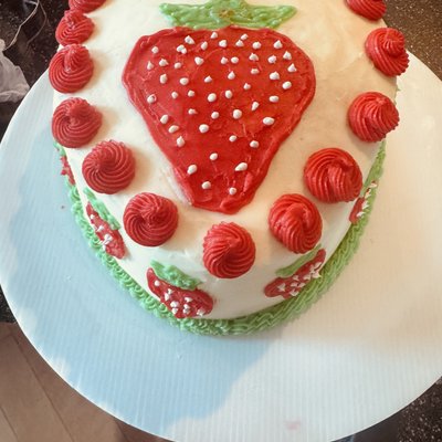 Custom Cakes 8 Inch Serves 24 