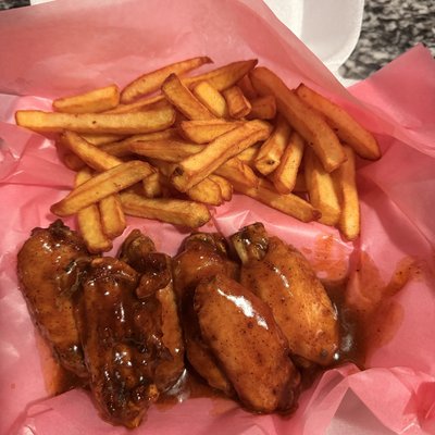 6 Wings And Fries 
