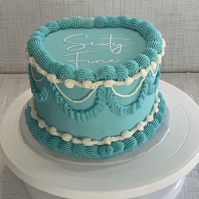 6 Inch 2 Layer Heart Cake (8-12 Servings)