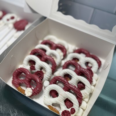Large Custom Dipped Party Package